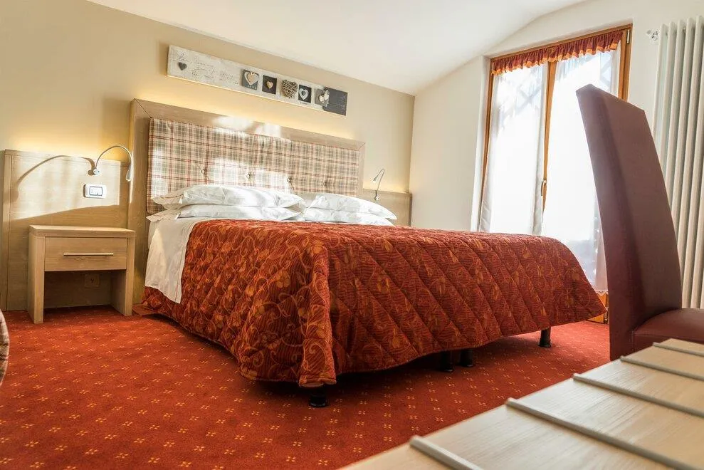 Hotel Alpina