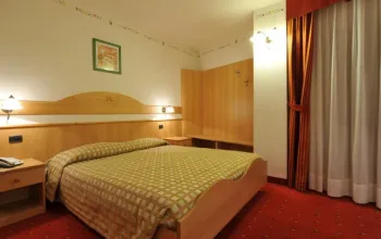 Hotel Adamello