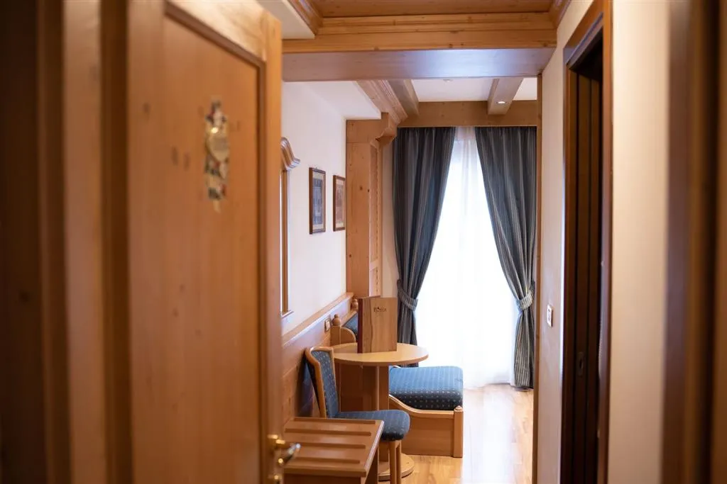 Hotel Posta (Forni di Sopra)