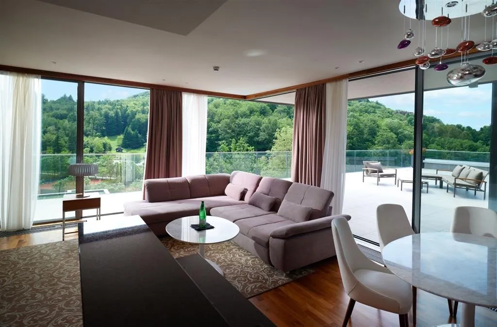 Atlantida Boutique Hotel