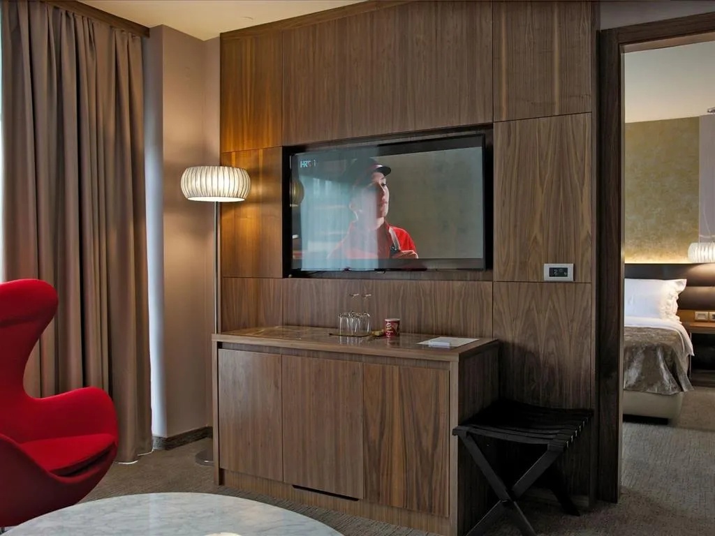 Atlantida Boutique Hotel