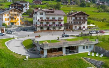 Hotel Serena