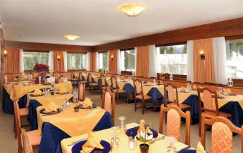 Hotel Bucaneve