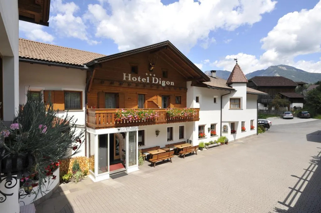 Hotel Digon