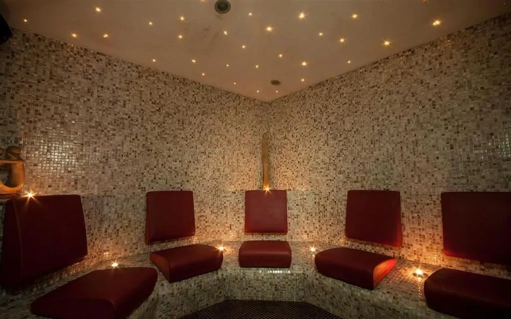 Hotel Ambrosini