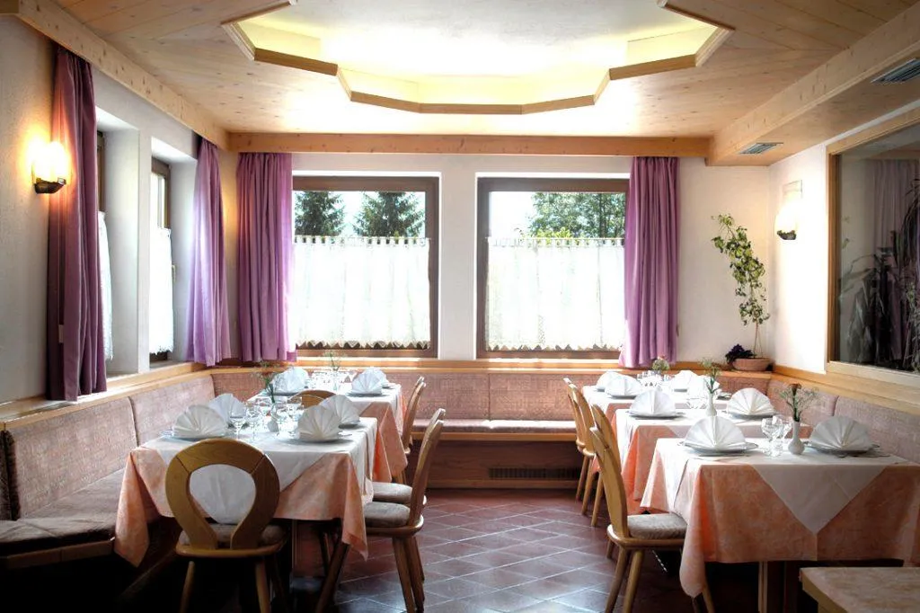 Hotel Corona