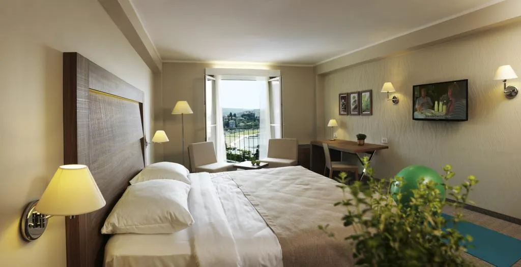 Hotel Apollo