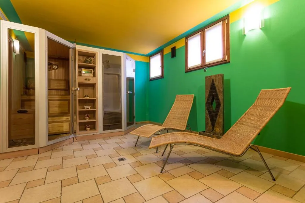 6denní zájezd (denní přejezd) s dopravou, polopenzí a skipasem v ceně – hotel Arisch