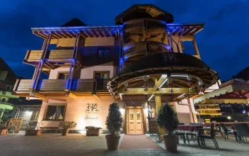 6denní zájezd (denní přejezd) s dopravou, polopenzí a skipasem v ceně – hotel Arisch