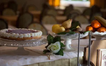 6denní zájezd (denní přejezd) s dopravou, polopenzí a skipasem ceně – hotel Miralago