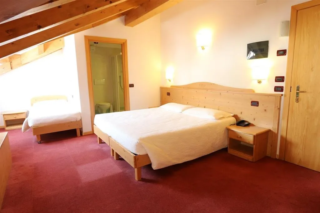 5denní zájezd s dopravou, polopenzí a skipasem v ceně – hotel Canada