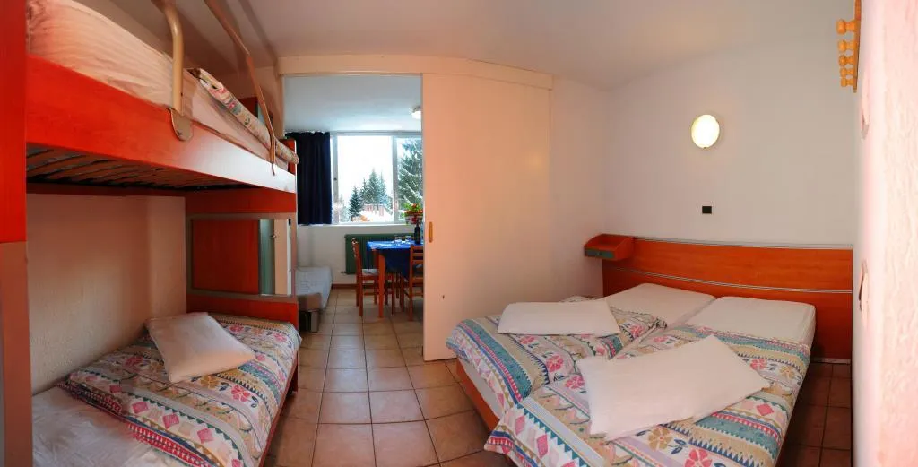 Residence Lores 2