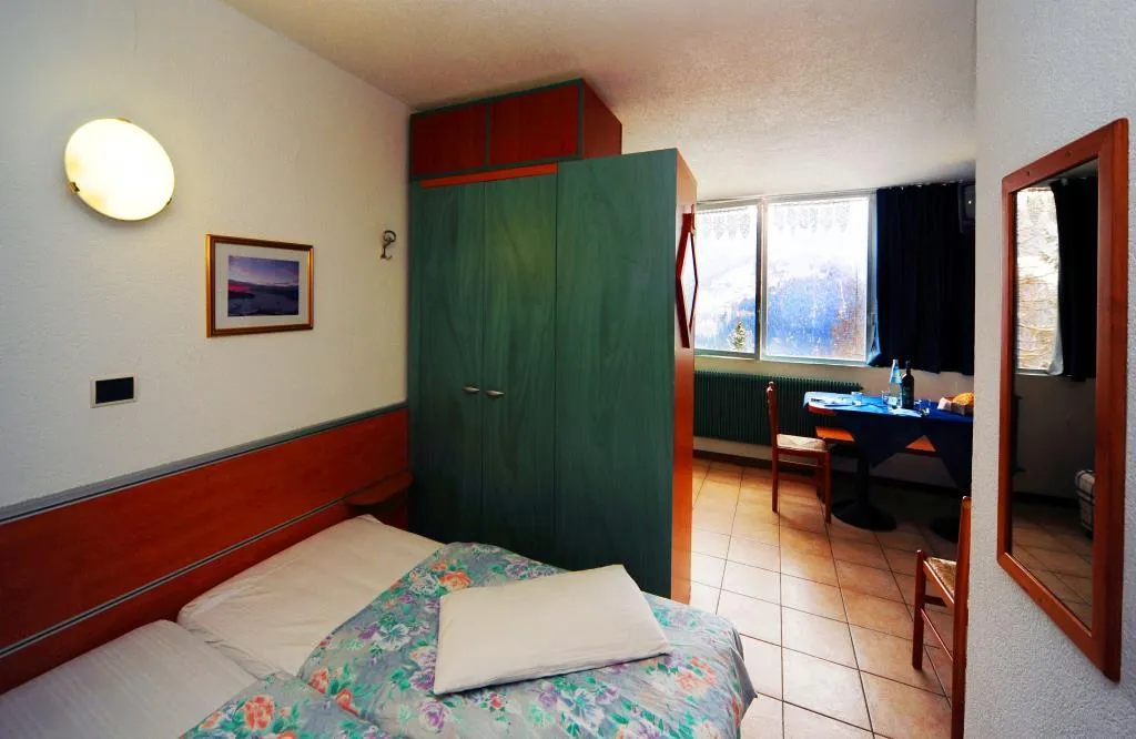 Residence Lores 2
