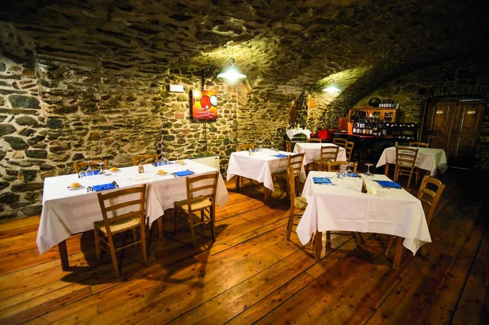 6denní zájezd s dopravou, polopenzí a skipasem v ceně – hotel La Mirandola