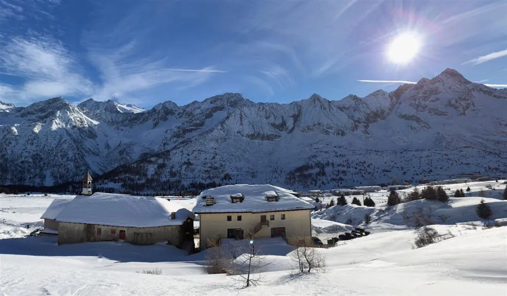 6denní zájezd s dopravou, polopenzí a skipasem v ceně – hotel La Mirandola