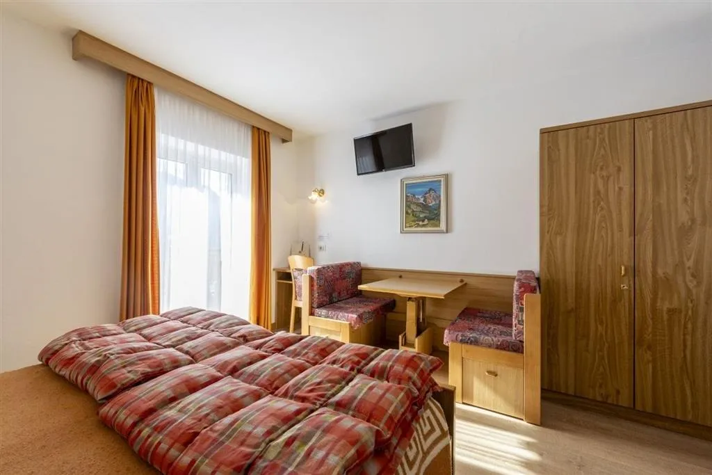 Hotel Cristallo