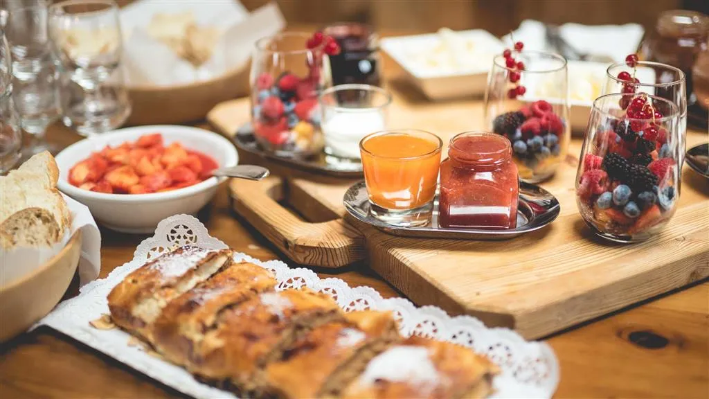 6denní velikonoční zájezd s polopenzí a skipasem – hotel Canada
