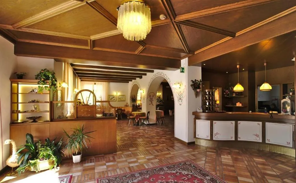 5denní zájezd s dopravou, polopenzí a skipasem v ceně – hotel Nevada