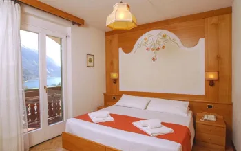 6denní zájezd (denní přejezd) s dopravou, polopenzí a skipasem v ceně – hotel Nevada