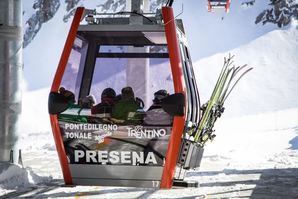 6denní zájezd (denní přejezd) s polopenzí a skipasem v ceně – hotely různé Passo Tonale a okolí