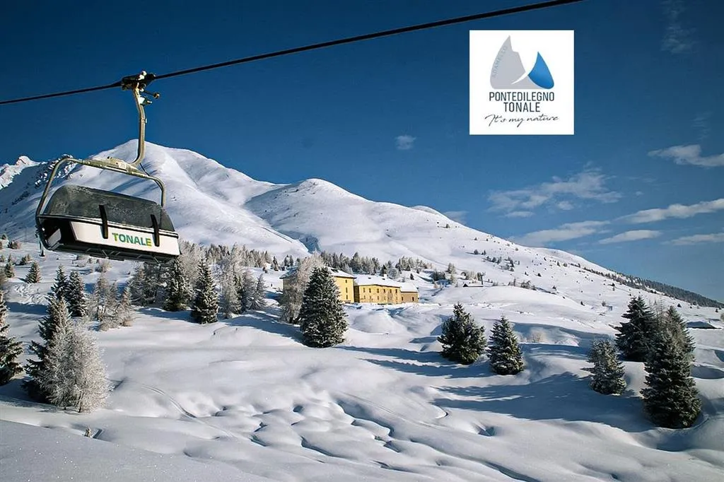 6denní zájezd s polopenzí a skipasem v ceně – hotely různé Passo Tonale a okolí