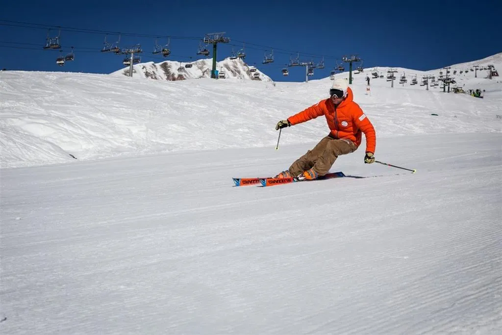 6denní zájezd s polopenzí a skipasem v ceně – hotely různé Passo Tonale a okolí