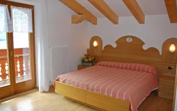 6denní zájezd (denní přejezd) s dopravou, polopenzí a skipasem v ceně – hotely různé Paganella
