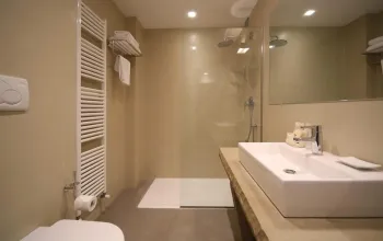 Hotel The Ziba