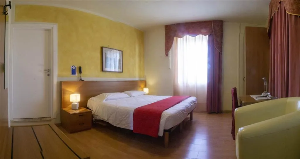 Hotel Pinamonte