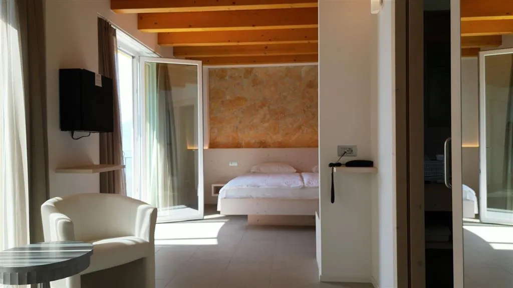 Hotel Laguna
