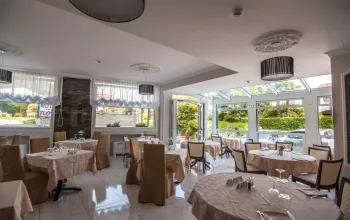 Hotel Flora