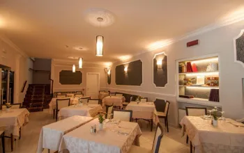 Hotel Flora