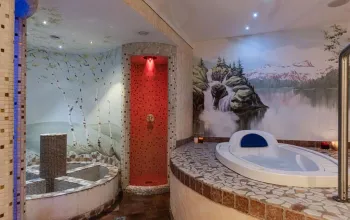 Hotel Job