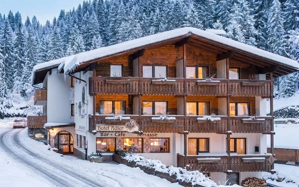 Hotel Adler Carezza