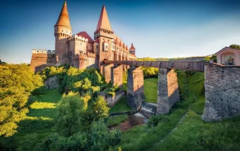Královské Sedmihradsko, solné doly a koupání v termálních lázních