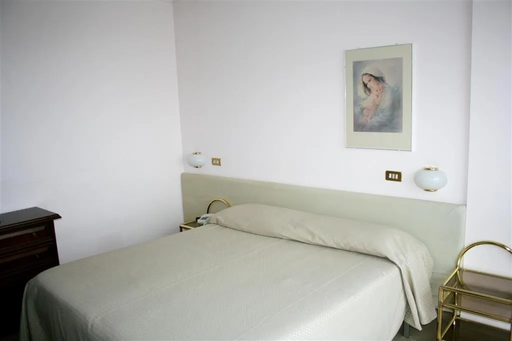 5denní zájezd s dopravou, polopenzí a skipasem v ceně – hotel Urri