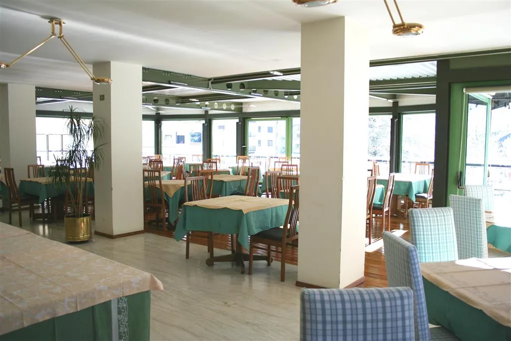 6denní velikonoční zájezd s polopenzí a skipasem – hotel Urri
