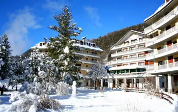 6denní velikonoční zájezd s polopenzí a skipasem – hotel Urri