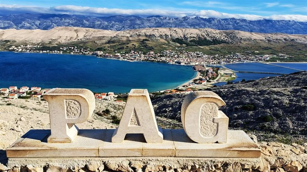 Jednodennà koupánà na Pagu