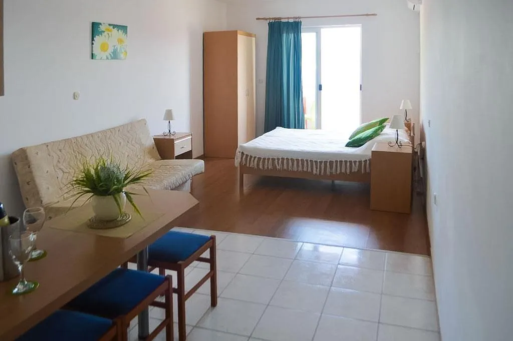 Apartmány Ankora s polopenzí 2027