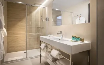 Aminess Laurel Khalani Hotel 2027
