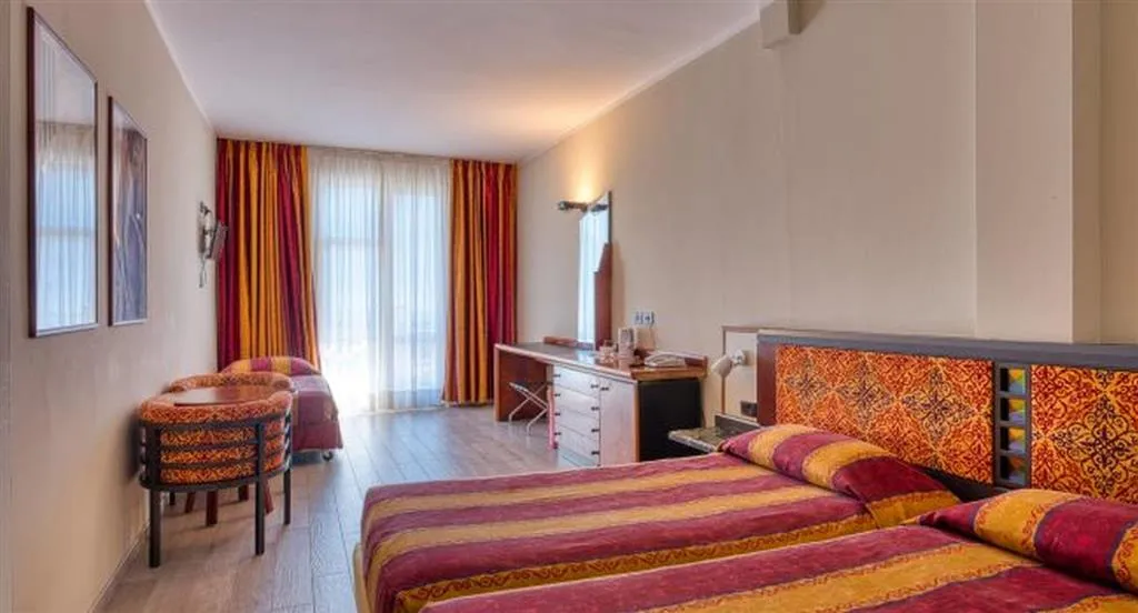 Hotel Cristina 2027