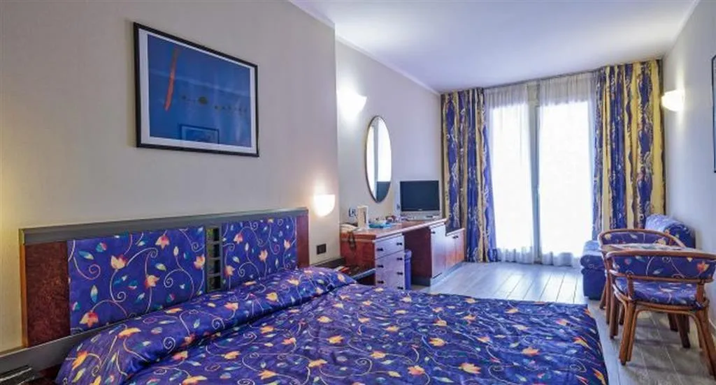 Hotel Cristina 2027