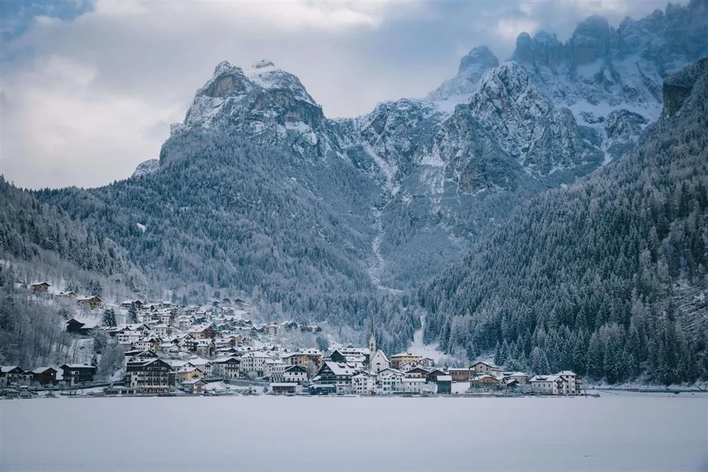 5denní zájezd s dopravou, polopenzí a skipasem v ceně – hotel Alle Alpi
