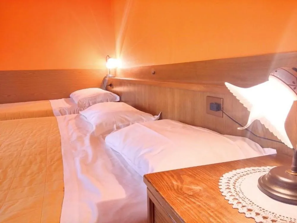 6denní zájezd (denní přejezd) s dopravou, polopenzí a skipasem v ceně – hotel Alle Alpi