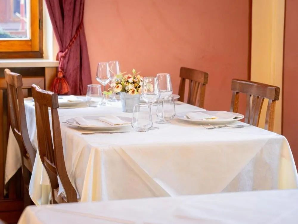 6denní zájezd (denní přejezd) s dopravou, polopenzí a skipasem v ceně – hotel Alle Alpi