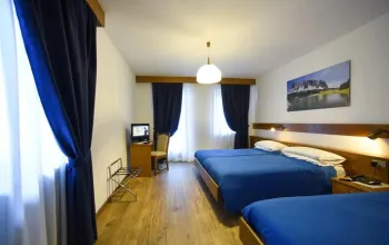 5denní zájezd s dopravou, polopenzí a skipasem v ceně – hotel Alpenrose Dolomiti
