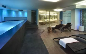 Residence Color Home Suite Apartments