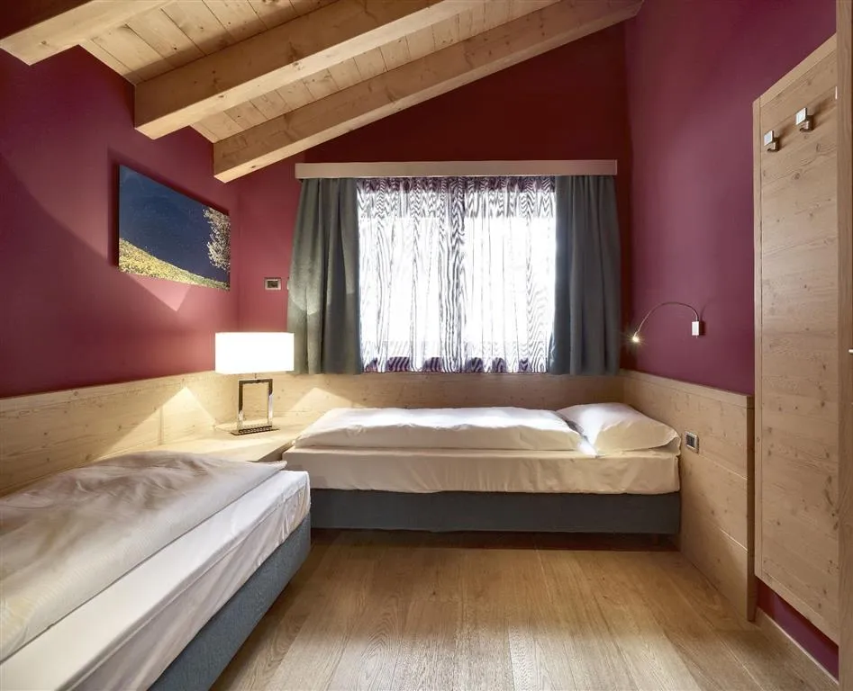 Residence Color Home Suite Apartments
