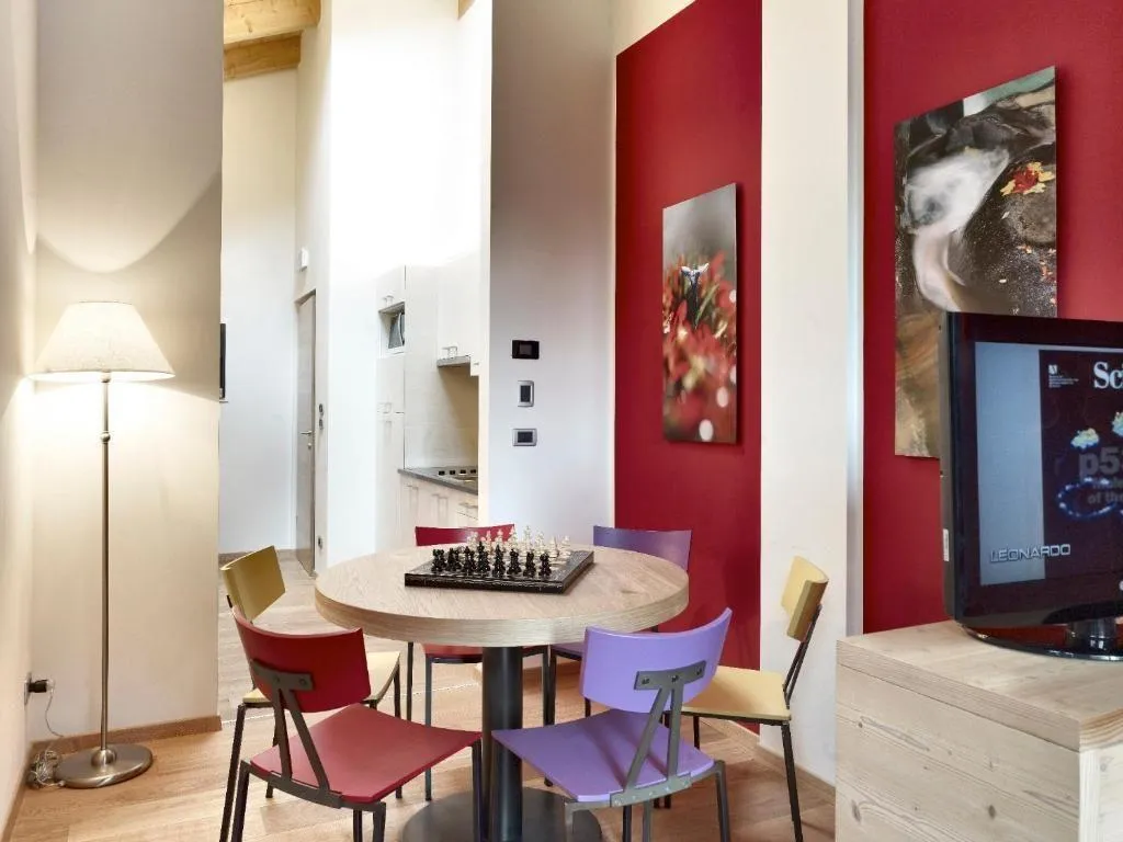 Residence Color Home Suite Apartments
